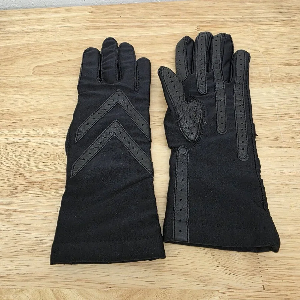 Isotoner Women's Spandex Gloves Black One Size Vintage Made In Phillipines